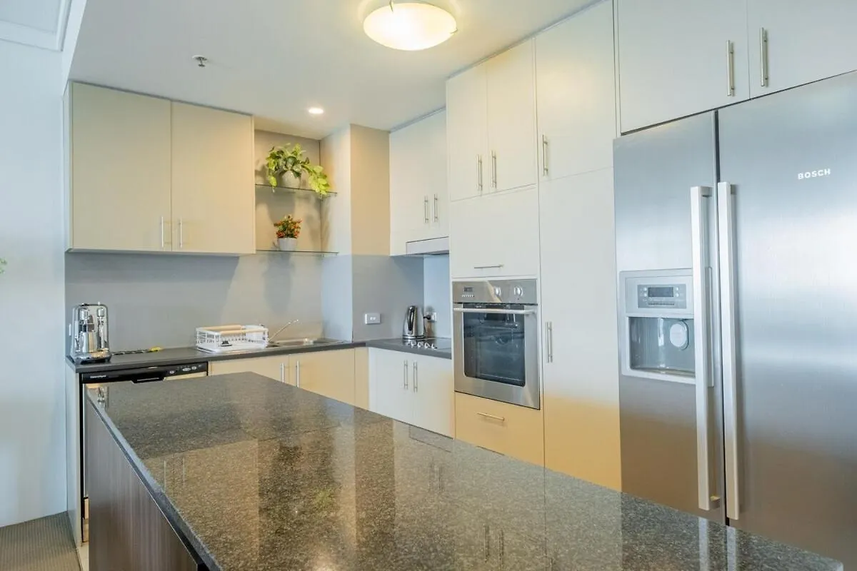 Apartment Waterfront Grand Hotel Retreat- Sauna & Gym Gold Coast