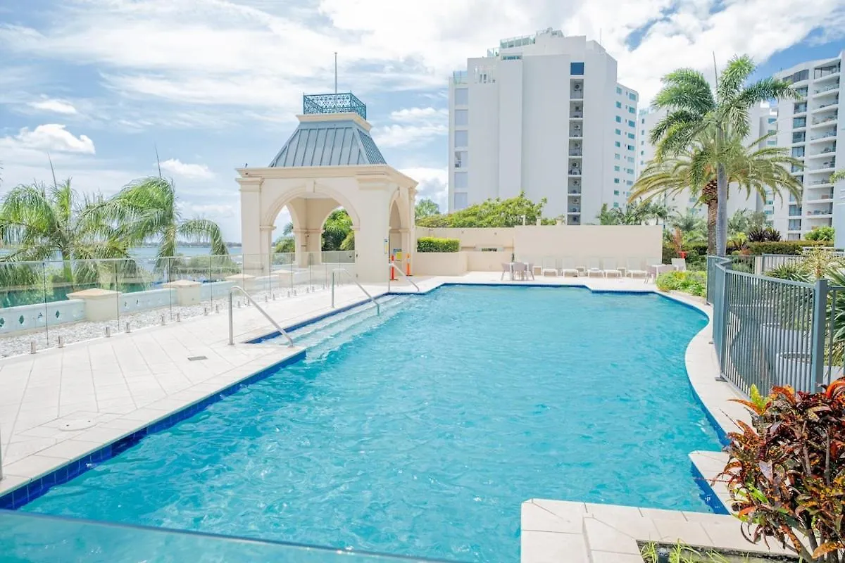 Waterfront Grand Hotel Retreat- Sauna & Gym Gold Coast